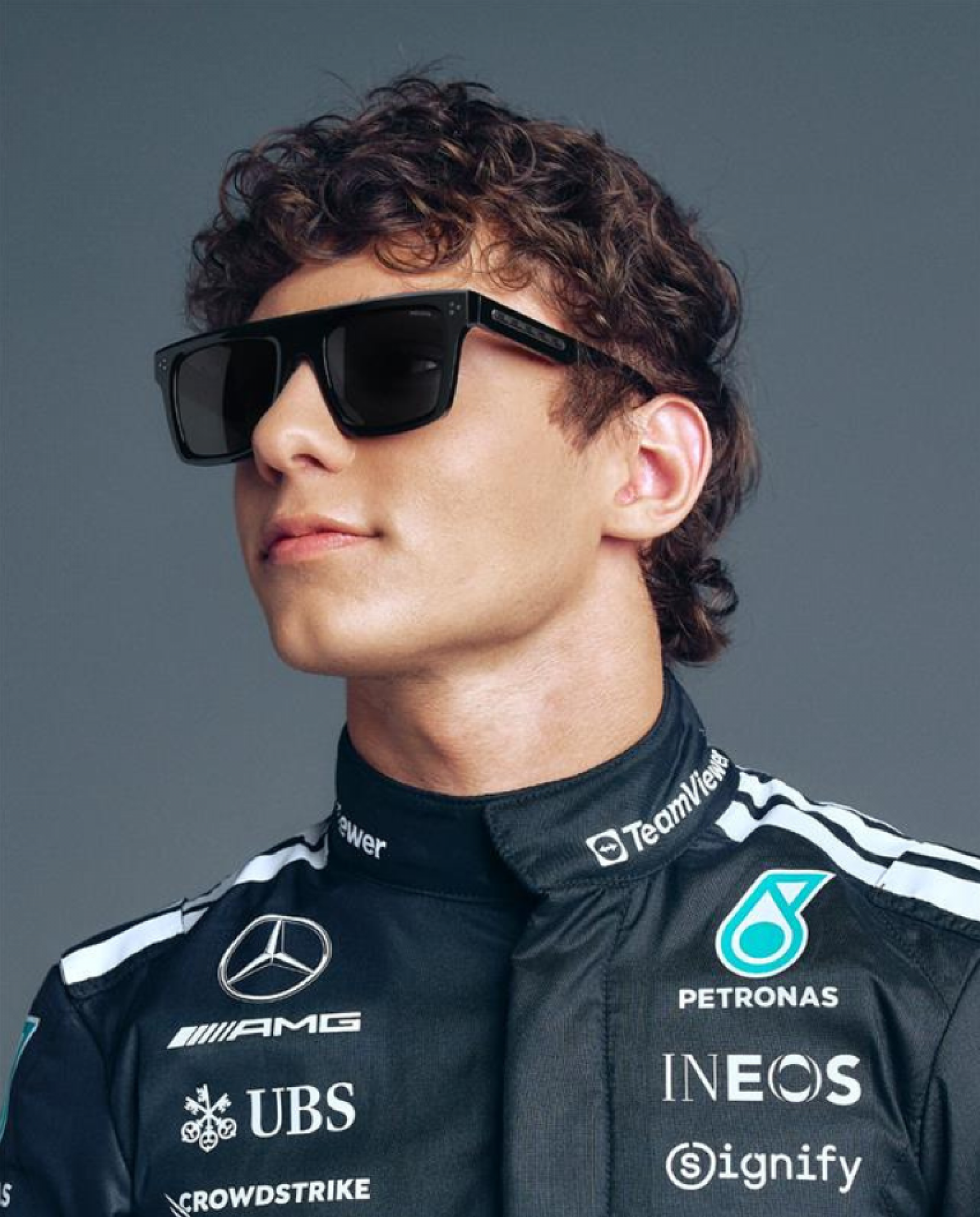 Police and Mercedes-AMG PETRONAS Formula One Team: a capsule collection that brings together elegance and performance